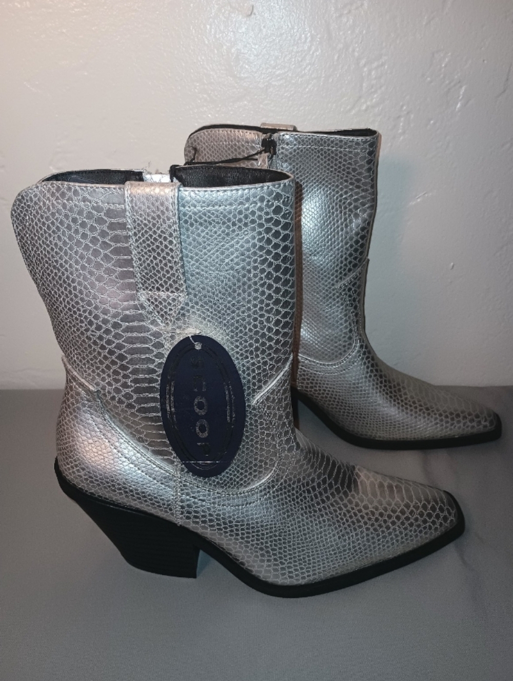 Scoop Western-Style Women's Silver Boots